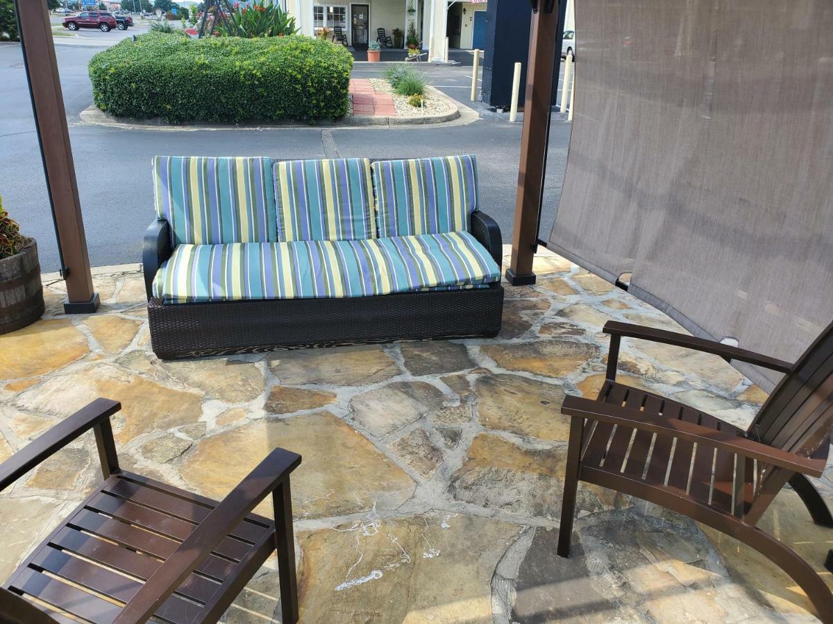 بيدجن فورج Colonial House Motel المظهر الخارجي الصورة