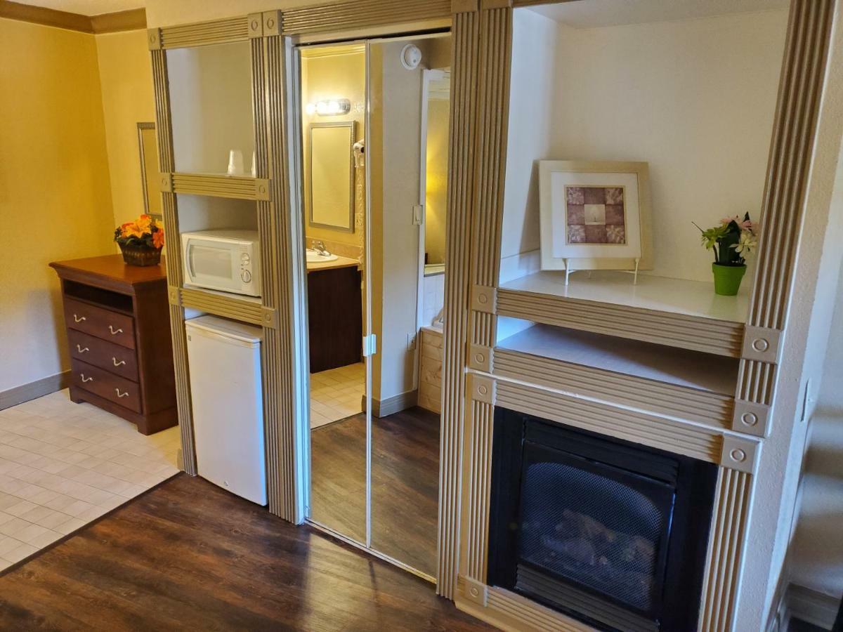 بيدجن فورج Colonial House Motel المظهر الخارجي الصورة