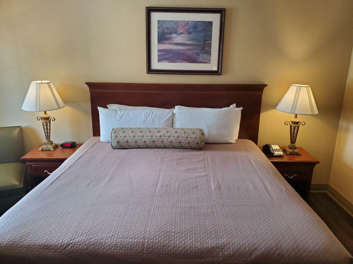بيدجن فورج Colonial House Motel المظهر الخارجي الصورة