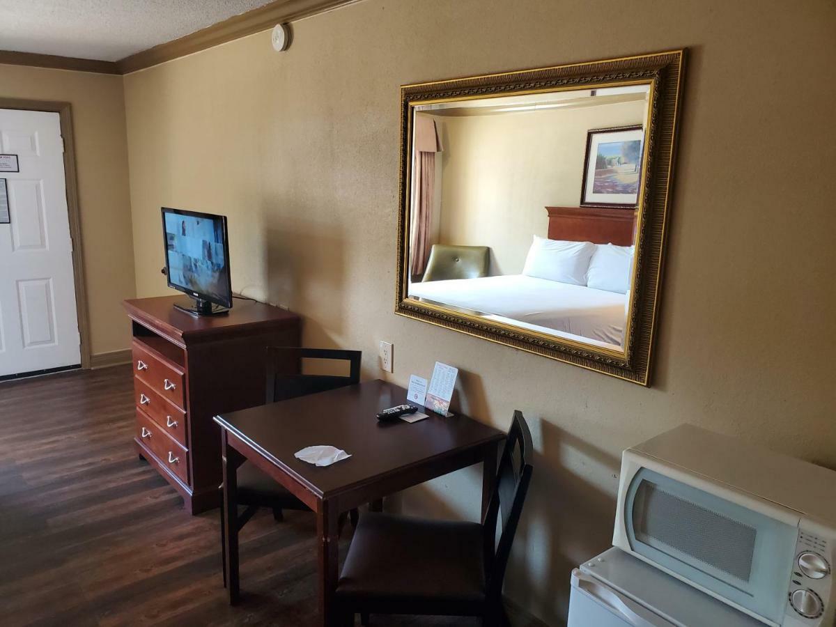 بيدجن فورج Colonial House Motel المظهر الخارجي الصورة