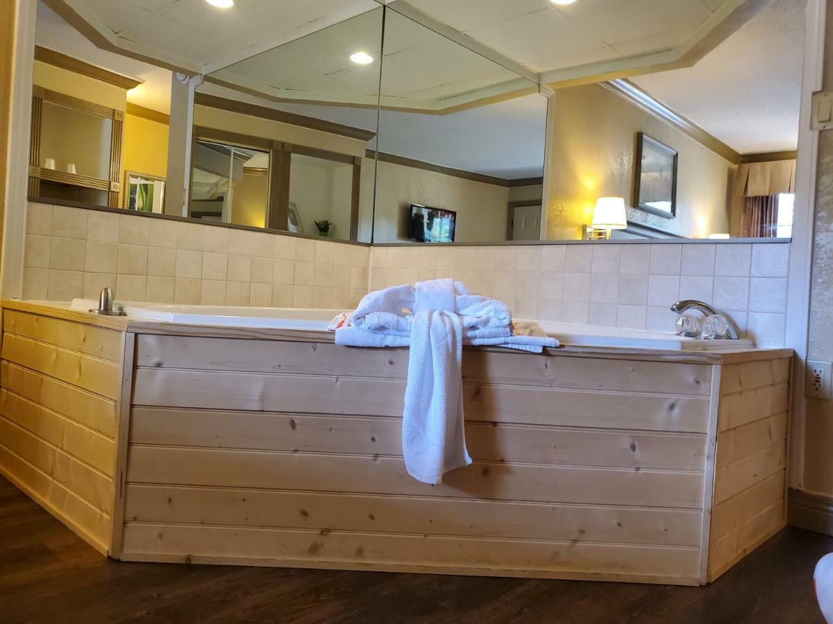 بيدجن فورج Colonial House Motel المظهر الخارجي الصورة