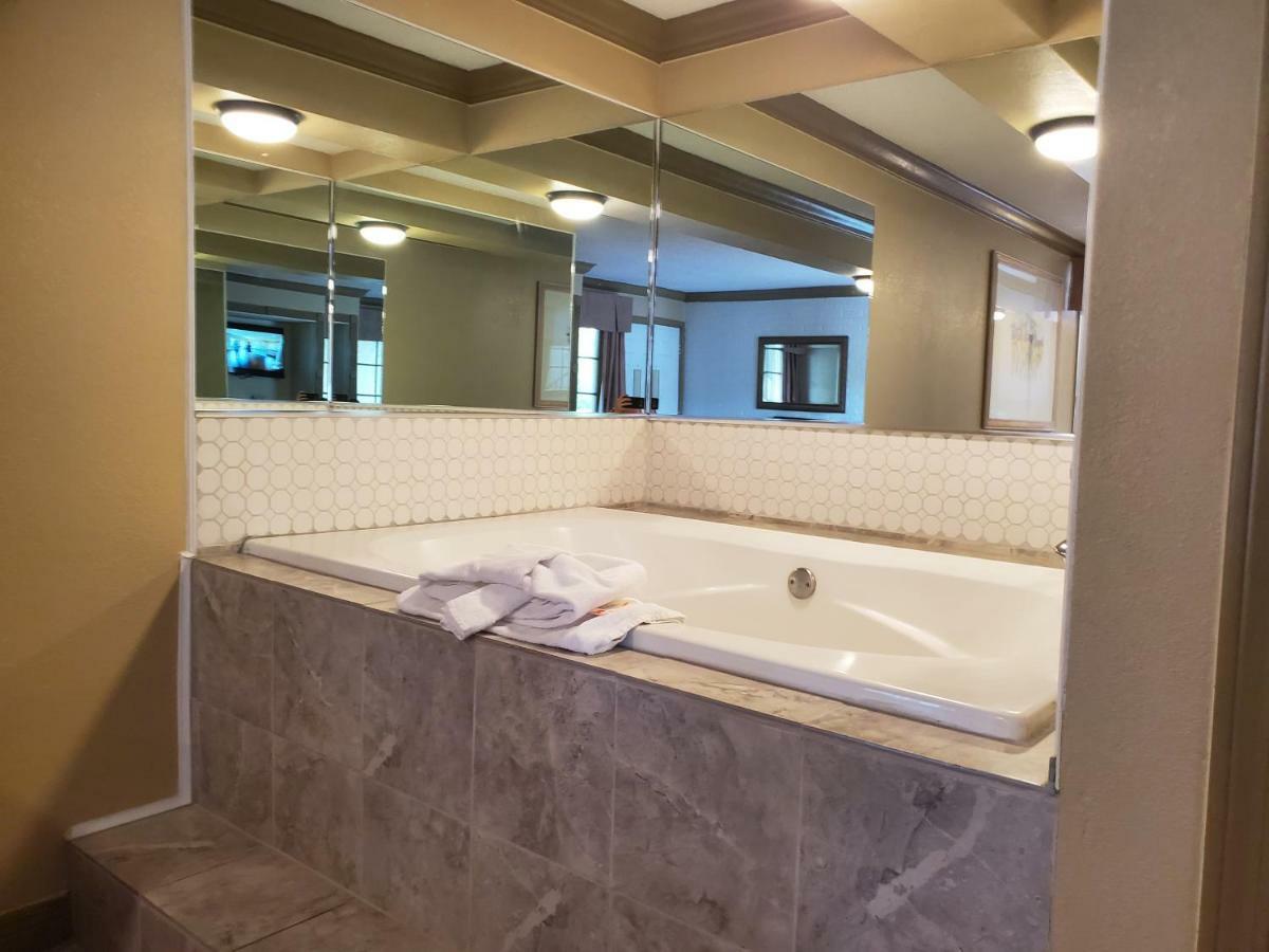 بيدجن فورج Colonial House Motel المظهر الخارجي الصورة