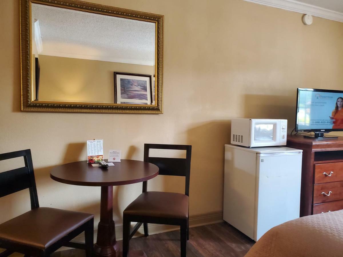 بيدجن فورج Colonial House Motel المظهر الخارجي الصورة