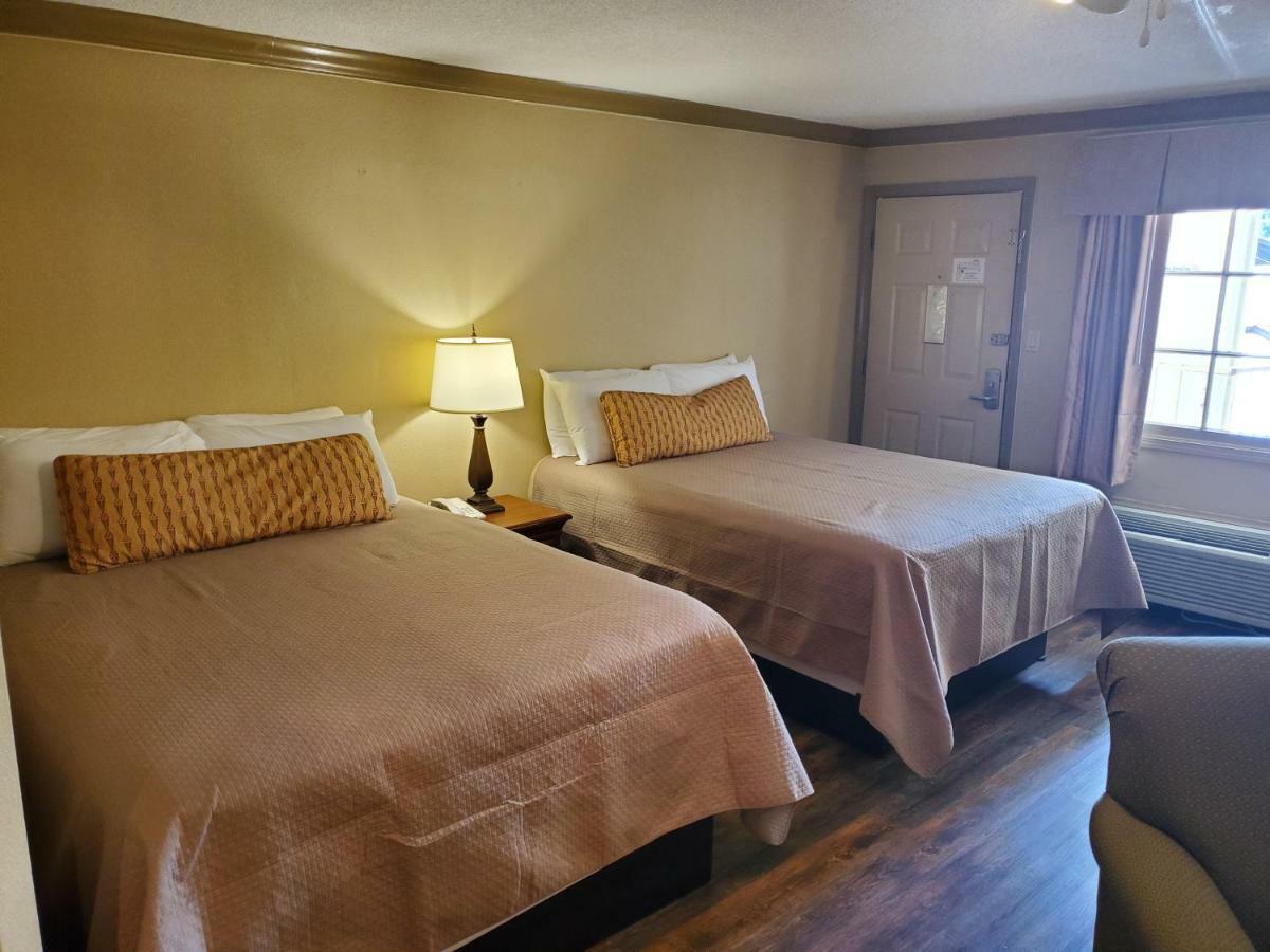 بيدجن فورج Colonial House Motel المظهر الخارجي الصورة